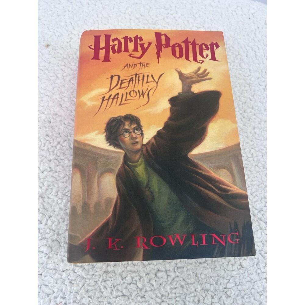 Harry Potter and the Deathly Hallows Hardcover First Edition JK Rowling Dust